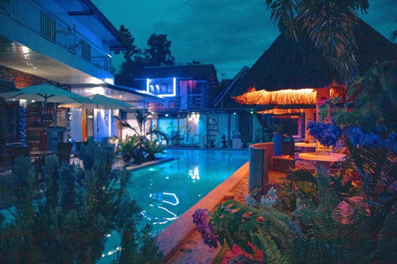 Blue Moon Inn Dauis エクステリア 写真