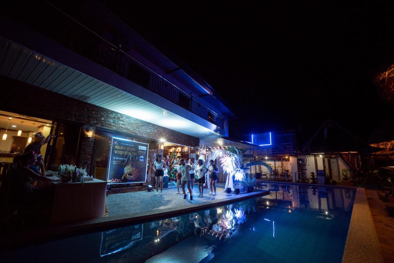 Blue Moon Inn Dauis エクステリア 写真