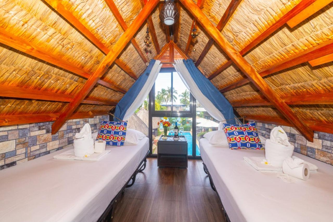 Blue Moon Inn Dauis エクステリア 写真