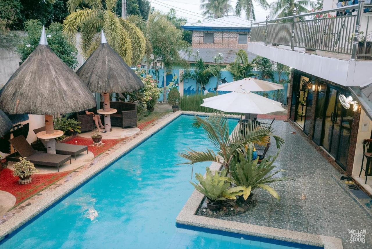 Blue Moon Inn Dauis エクステリア 写真